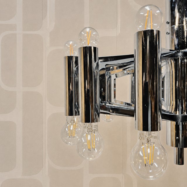 Large Vintage Italian Space Age Chandelier in Chrome by Gaetano Sciolari, 1970s For Sale - Image 12 of 18