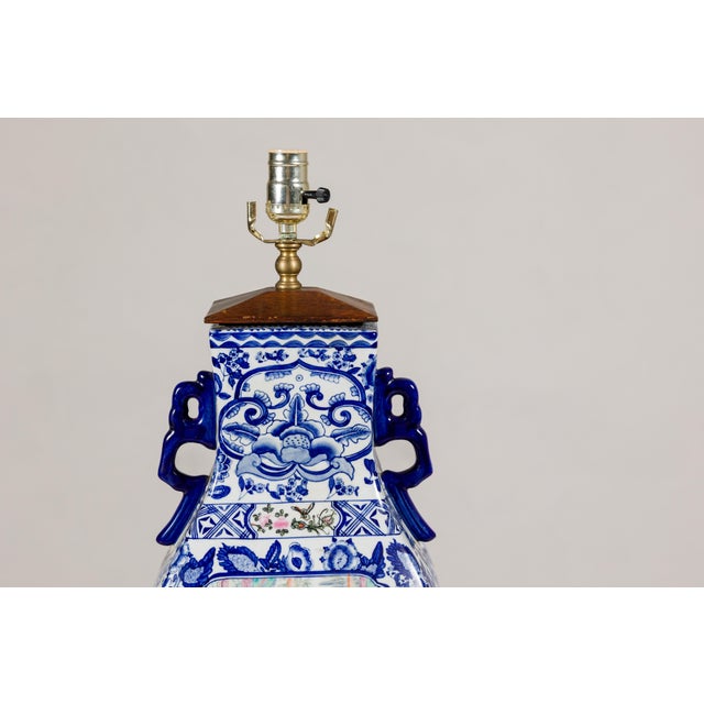 Blue and White Porcelain Table Lamp with Hand-Painted Court Scenes For Sale In New York - Image 6 of 12