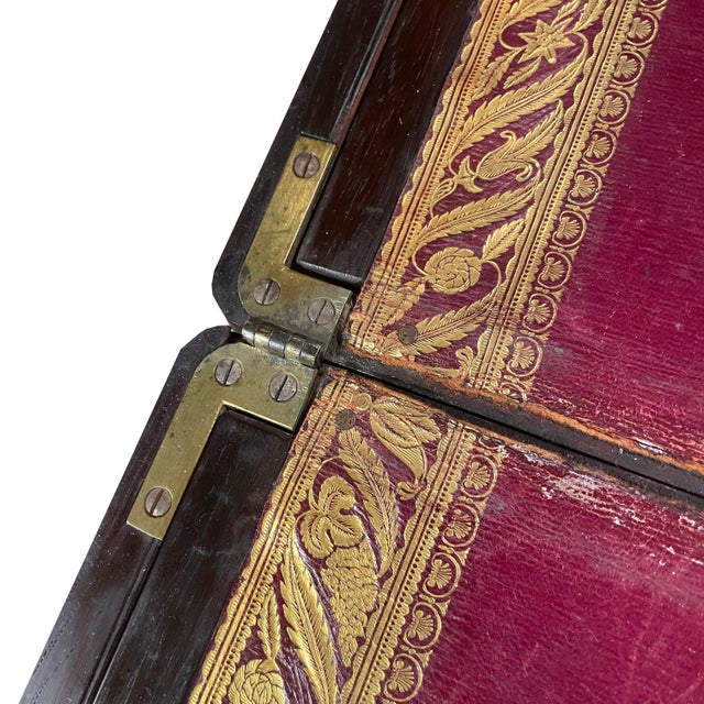 Early to Mid-1800s English Rosewood “Slope Box” Aka Campaign Desk For Sale - Image 10 of 17