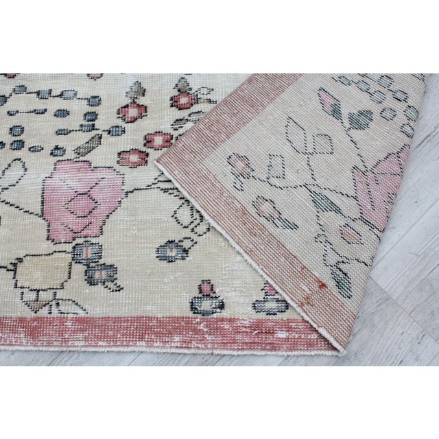 Floral Designed Vintage Turkish Area Rug - 57"x 94.5" For Sale - Image 10 of 11