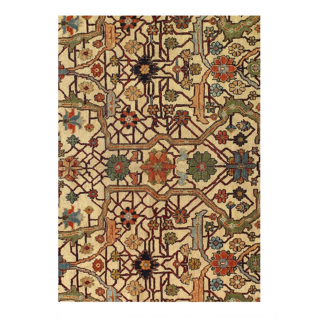 Serapi design rug. Handmade Hand-knotted in fine lambswool. Lamb's Wool on a Cotton Foundation Vegetable Dyed Hand-Spun...