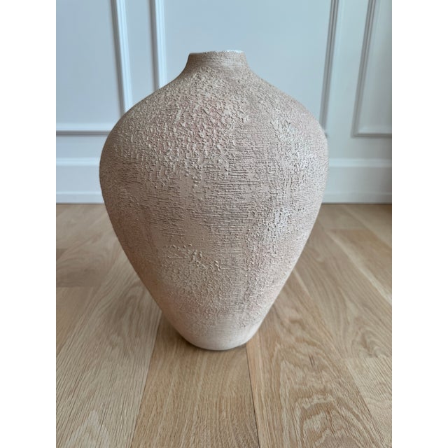 Haeger Large Vintage Haeger Organic Modern Textured Ceramic Asymetric Vase | American Studio Pottery For Sale - Image 4 of 10