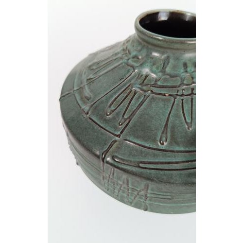 Mid-Century Modern Vase, 1970s For Sale - Image 6 of 16