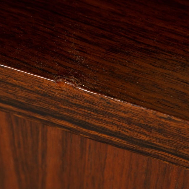 Wood 20th Century Italian Standing Dry Bar in Hardwood & Cream Laminate, 1970 For Sale - Image 7 of 18