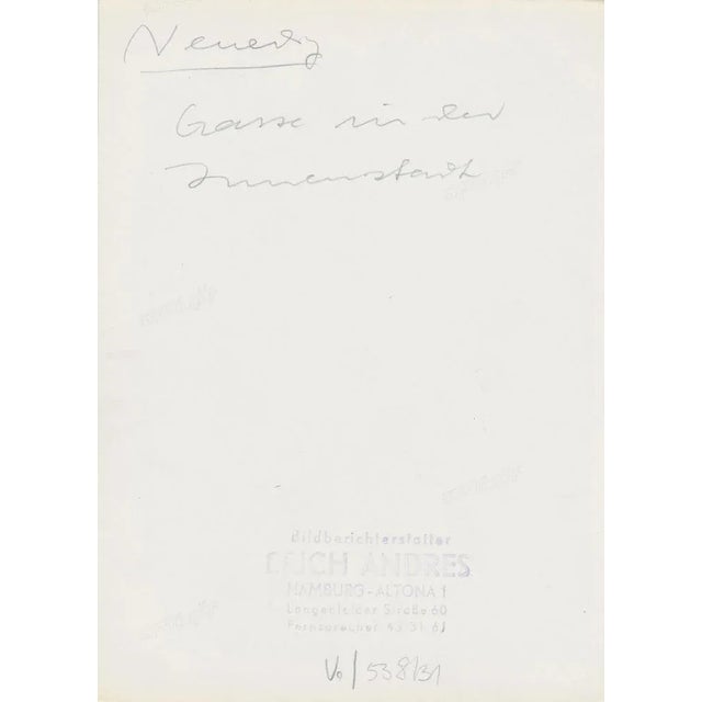 Venice, 1950s, Black and White Photograph For Sale - Image 4 of 5