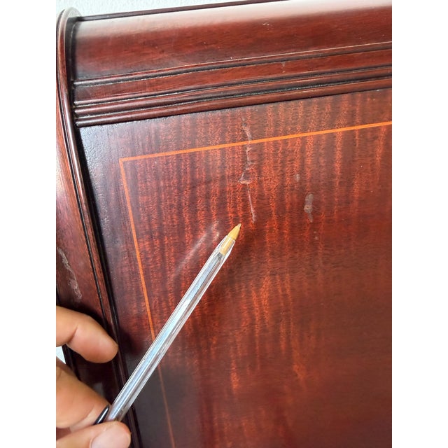 1970s Vintage Drexel Traditional Mahogany Queen Size Sleigh Bed Frame For Sale - Image 10 of 13