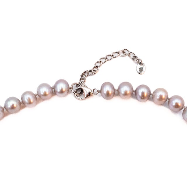 Modern Vintage 18 to 20-Inch Cultured 9.15mm Grey Baroque Pearl Necklace With 925 Clasp For Sale - Image 3 of 5