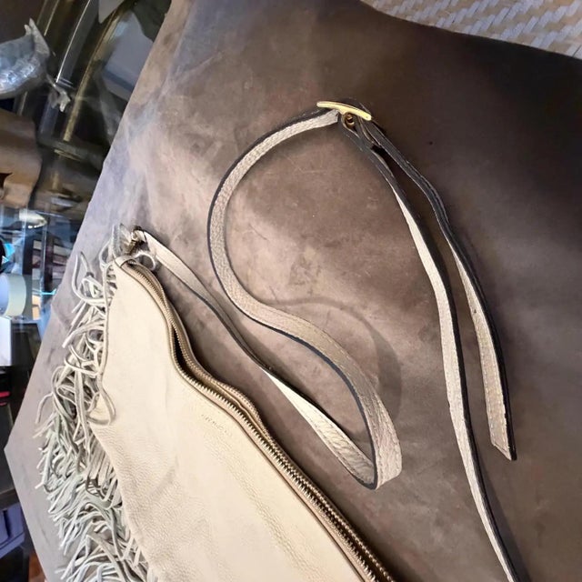 21st Century High Quality Cream Leather Italian Shoulder Bag by Avenue 67 For Sale - Image 4 of 18