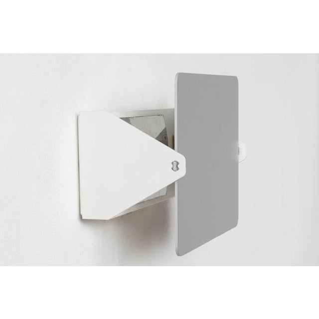 Cassina Charlotte Perriand 'Applique á Volet Pivotant' Wall Light in Natural Aluminum For Sale - Image 4 of 9