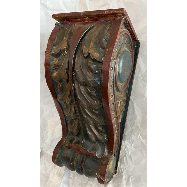 Traditional 1960s Decorative Painted Tin Corbel With Acanthus Leaves and Wood Shelf For Sale - Image 3 of 10