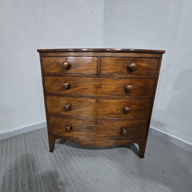 Mahogany Bow Front Chest Drawers, 1810 For Sale - Image 3 of 13