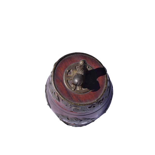 Late 19th Century Chinese Mahogany Barrel Box With Brass Mounts For Sale - Image 9 of 11
