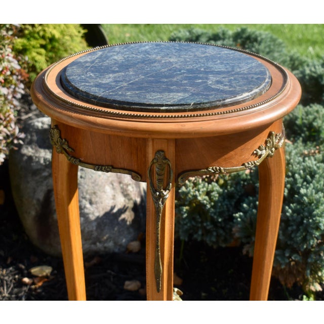 Marble Top Round Side Table Vintage French Style Green Ormolu Fruitwood Stand For Sale - Image 4 of 14