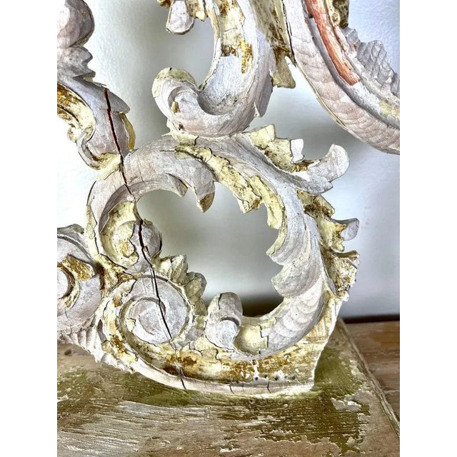 White Pair of 19th Century Italian Rococo Carvings on Wood Bases, Distressed For Sale - Image 8 of 12