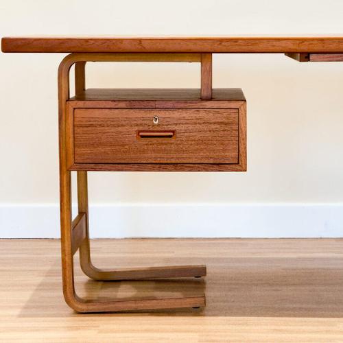Large Danish Executive Desk in Teak by Jørgen Clausen for Brande Møbelfabrik, 1950s For Sale - Image 3 of 16