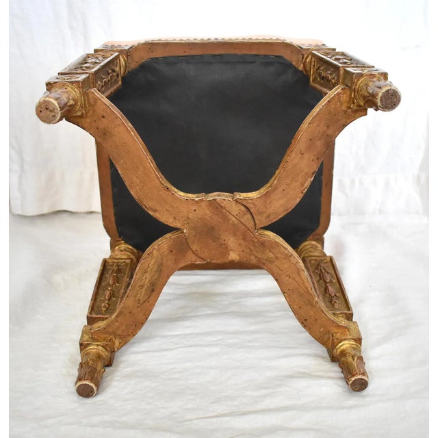 Gold C. 1700 Louis XIV French Giltwood Tabouret For Sale - Image 8 of 13