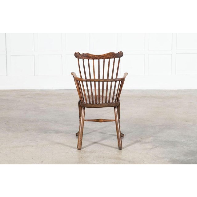 English George III Oak and Elm Comb Back Chair, 1820 For Sale - Image 4 of 15