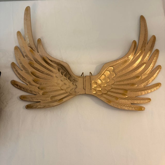 Late 20th Century Tall Fabric Mâché Christmas Angel With Gold Metal Wings For Sale In Raleigh - Image 6 of 10