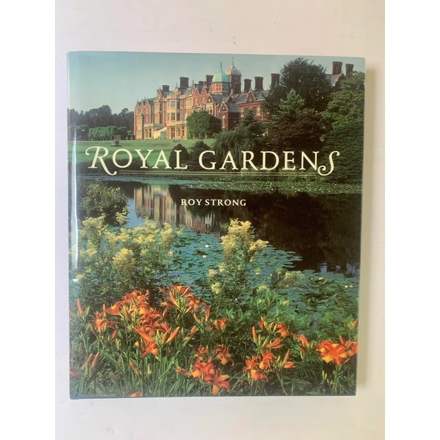 1992 1st Edition Royal Gardens Book by Roy Strong For Sale In New York - Image 6 of 6