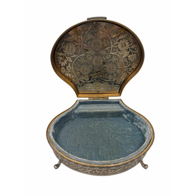 Mid 20th Century 1950s Hand-Tooled Fred Zimbalist Nickel Silver Musical Shell Jewelry Box For Sale - Image 5 of 7