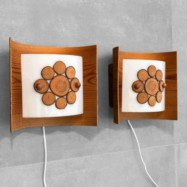 Scandinavian Pinewood Wall Lamps in Pine and Acrylic, 1970s, Set of 2 For Sale - Image 11 of 11