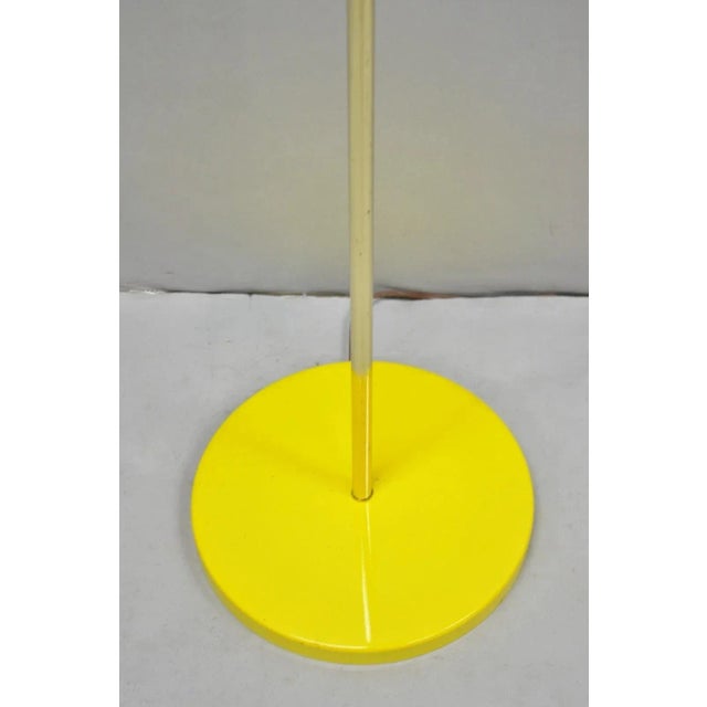Vintage Mid Century Modern Kurt Versen Style Yellow Gooseneck Saucer Floor Lamp For Sale - Image 12 of 15