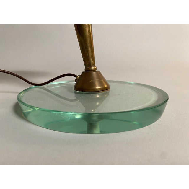 Crystal and Brass Table Lamp attributed to Pietro Chiesa for Fontana Arte, Italy, 1950s For Sale - Image 4 of 7