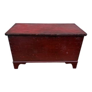 Antique Pennsylvania Red Painted Blanket Chest, Circa 1830s For Sale