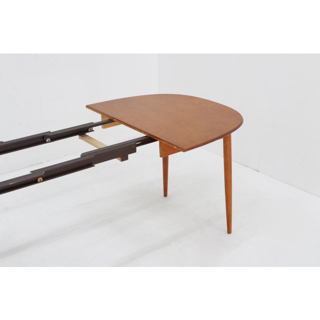 1970s Vintage Oval Extendable Dining Table from Asko, 1970s For Sale - Image 5 of 11