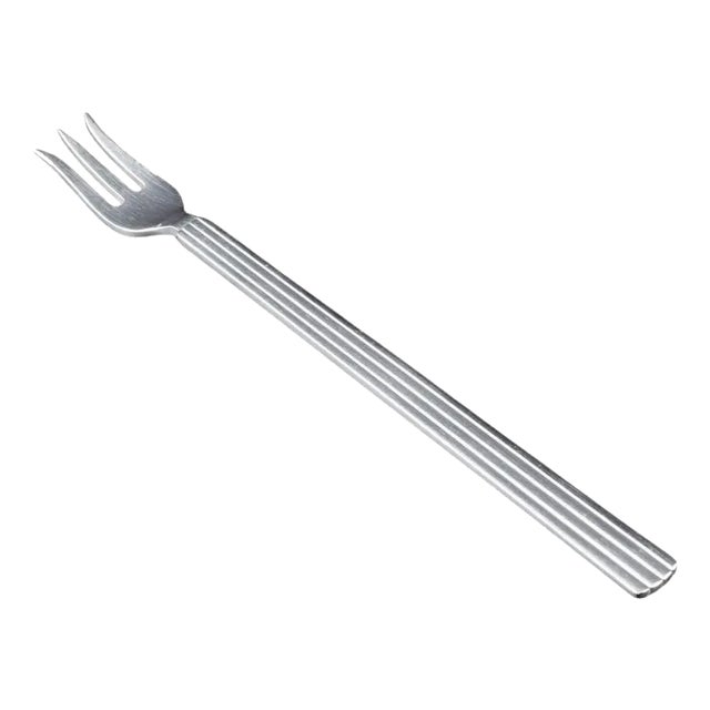 Danish Sterling Silver Oyster Fork in Bernadotte Pattern by Sigvard Bernadotte for Georg Jensen, 1940s For Sale
