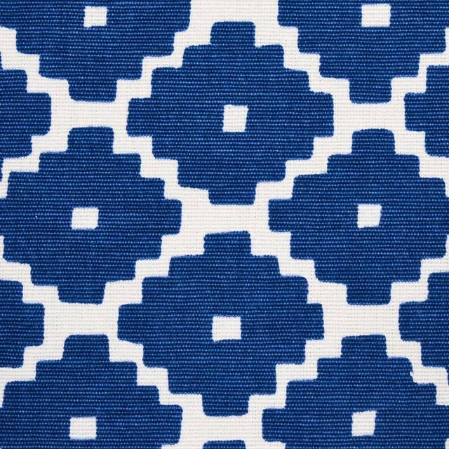 Abstract Sample - Schumacher Ziggurat Fabric in Blue For Sale - Image 3 of 4