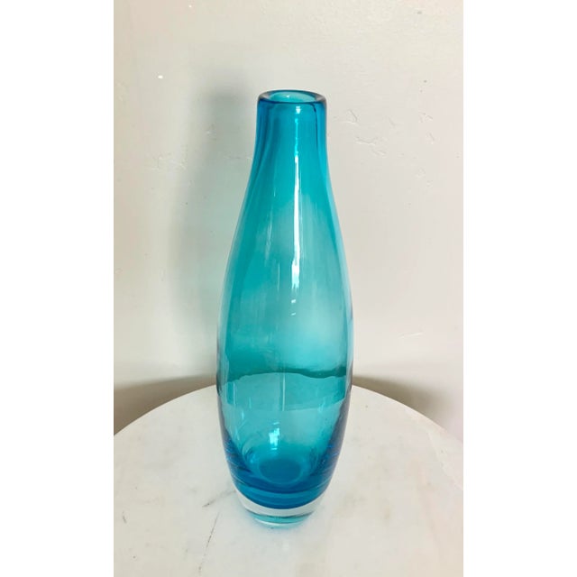 Beautiful 15” tall Turquoise Blue & Clear Heavy High Quality Vintage Hand Blown Art Glass Vase. I Unmarked Excellent...
