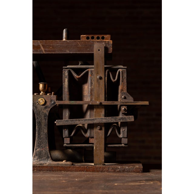 Early 20th Century Early 20th Century Orchestrion Bellows Pump Assembly by Link For Sale - Image 5 of 11