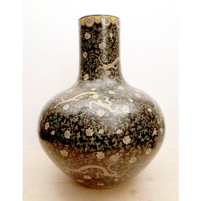 Chinese Large Early 20th Century Chinese Porcelain Dragon Tianqiuping For Sale - Image 3 of 13
