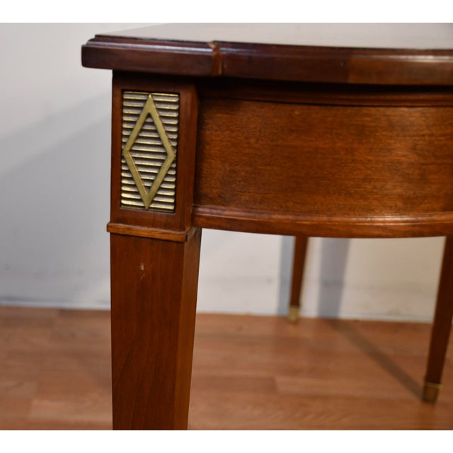 Wood 1970s Stickley English Traditional Cherry Satinwood Inlay Console Table Accent Table For Sale - Image 7 of 18