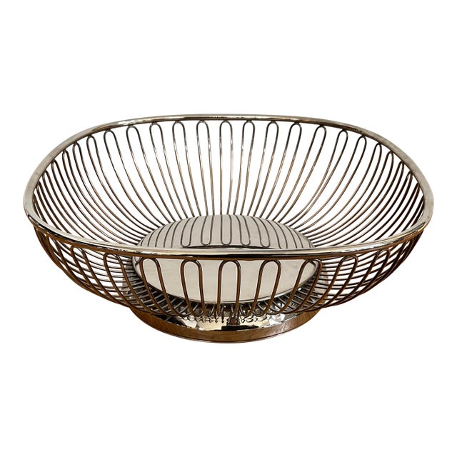 Mid-Century Silver Plated Bread Basket - Attributed to Gorham For Sale