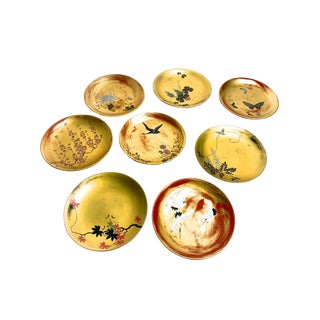 Vintage Mid Century Set of 8 Japanese Hand Painted Lacquered Plates For Sale