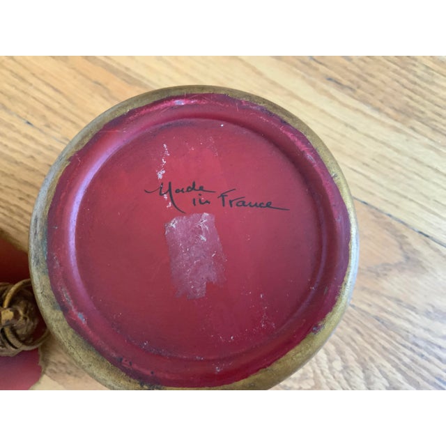 Pair of Early 20th Century French Napoleon III Style Red and Gold Toleware Cachepots For Sale - Image 11 of 12