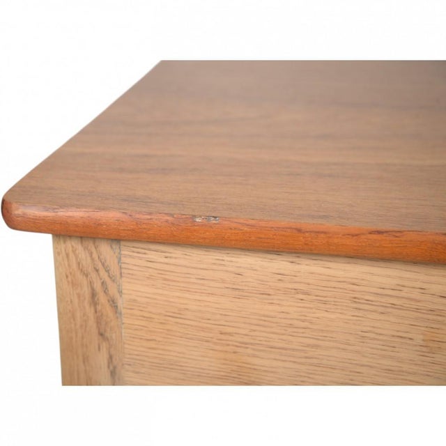 AT305 Desk in Oak and Teak by Hans J. Wegner, 1960s For Sale - Image 11 of 18