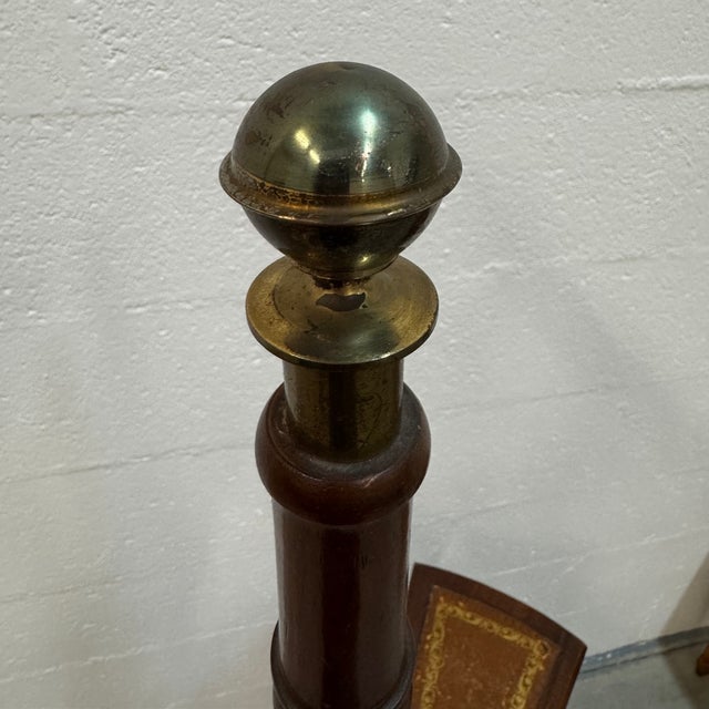1960s Regency Spiral Library Staircase in Mahogany and Gilt Leather, 1960s For Sale - Image 5 of 8