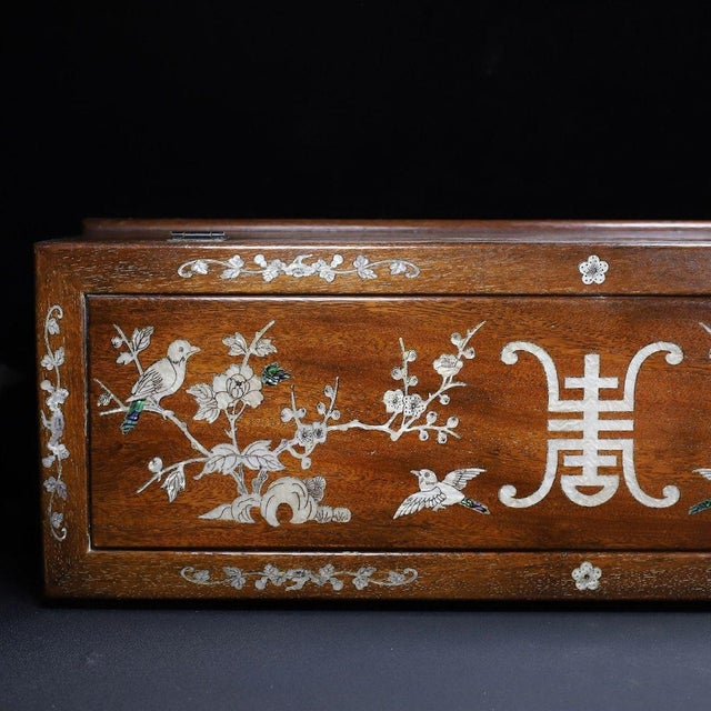 Mid 20th Century Vintage Chinese Huali Rosewood Scroll Box | Mother-of-Pearl Inlaid Long Chest With Brass Mounts For Sale - Image 5 of 9