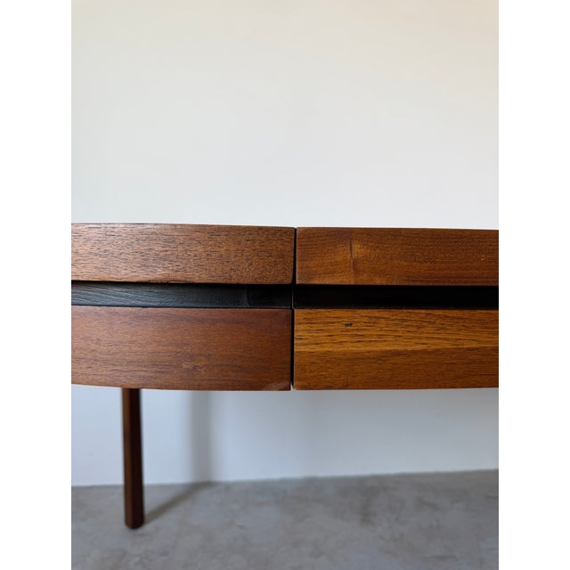 Mid-Century Modern Merton Gershun for Dillingham “Spirit” Expandable Dining Table For Sale - Image 12 of 17