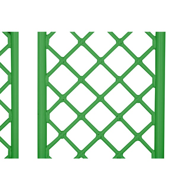 Bring a touch of modern sophistication to your bedroom with the stunning X & Diamond bed. Handcrafted from rattan, each...