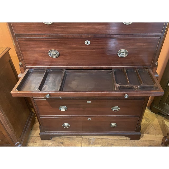 Tallboy Chest-on-Chest in Mahogany, 18th Century For Sale - Image 5 of 13