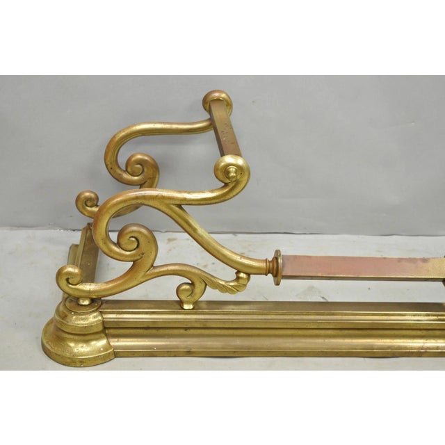 Late 19th Century Antique Victorian Art Nouveau Patinated Brass Scrolling 51" Fireplace Fender For Sale - Image 5 of 13