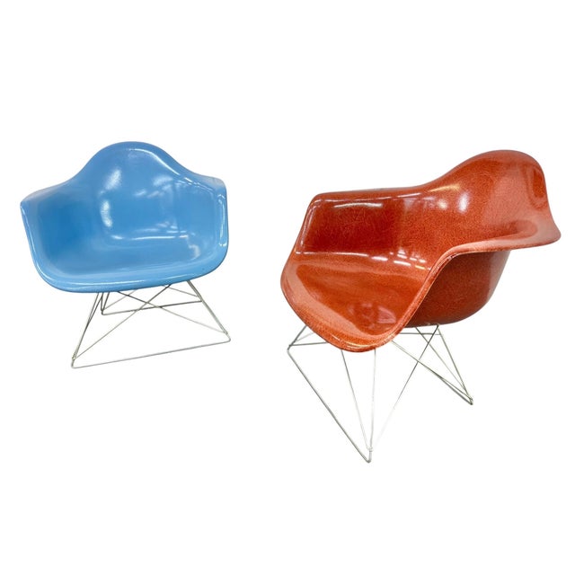 Mid-Century Modern Vintage Modernica Fiberglass Shell Chairs - Set of 2 For Sale - Image 3 of 10