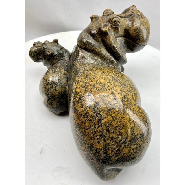 Malachite Stylized Hippopotamus with Infant by Thomas Mtasa, 1960 For Sale - Image 13 of 18