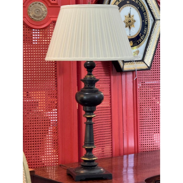 French 19th Century French Bronze Table Lamp With Baluster Column and Square Base For Sale - Image 3 of 12