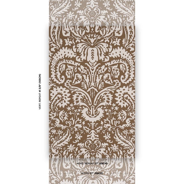 Veere Grenney was inspired by 17th- and 18th-century Venetian silks when he created Suffolk Damask, an elegant floral with...