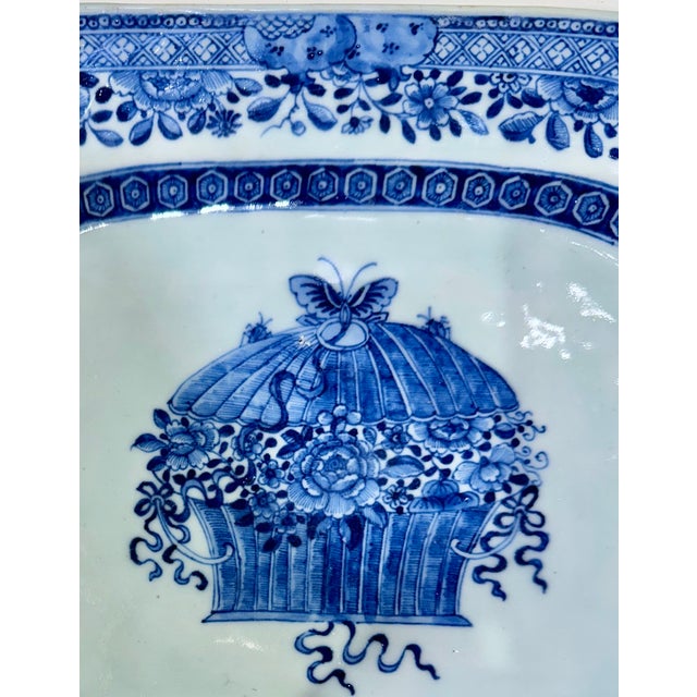 Chinoiserie Chinese Export Porcelain Shaped Dish, Blue and White With Flower Basket, Qing Dynasty, Circa 1800 For Sale - Image 3 of 17